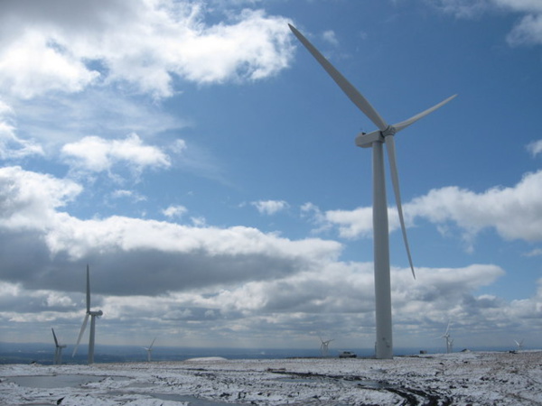Au Royaume-Uni, l'énergie éolienne dépasse pour la première fois celle du charbon