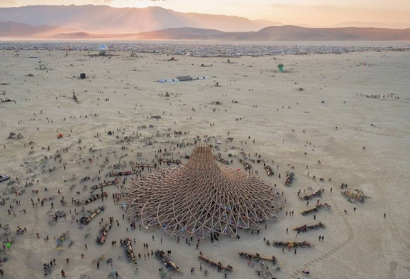 Cet architecte français a mis le feu au Burning Man
