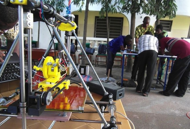 En Afrique, une imprimante 3D à base de déchets