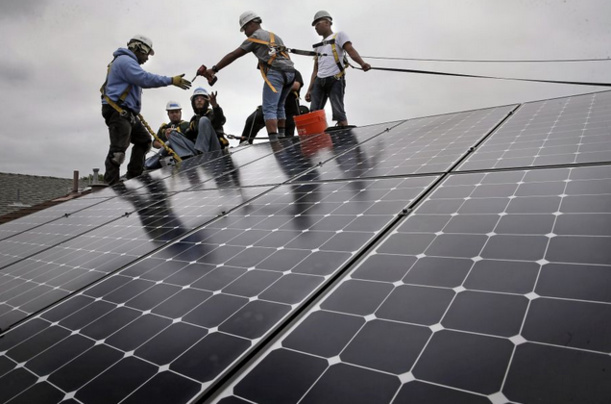 En Californie, des panneaux solaires pour les plus pauvres grâce à la taxe carbone