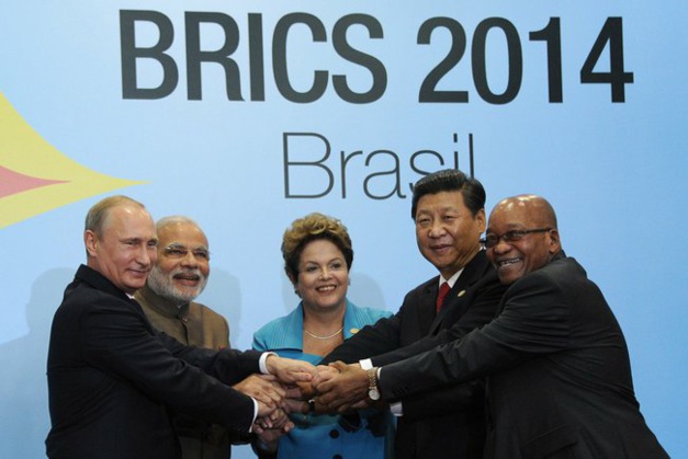 Les BRICS lancent leur propre banque à Shanghai