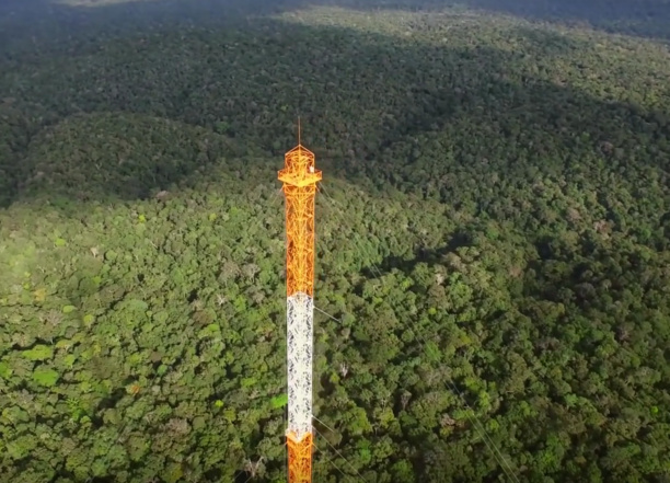 Au Brésil, une tour de 325 m pour mesurer l'influence de la forêt amazonienne sur le climat