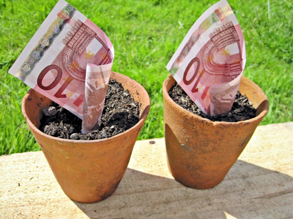Finlande, Pays-Bas, Suisse... Le revenu universel va-t-il conquérir l'Europe ?