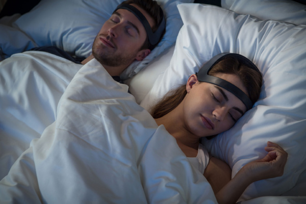 Mieux qu'un somnifère, ce bandeau connecté rend votre sommeil plus récupérateur