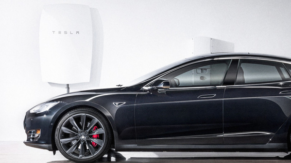 Bus, panneaux solaires et autopartage : le nouveau plan d'Elon Musk pour Tesla